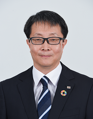代表取締役社長　伊藤　渉