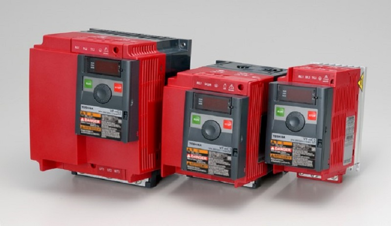 日本 TOSHIBA 东芝 变频器 VFNC3-2015P